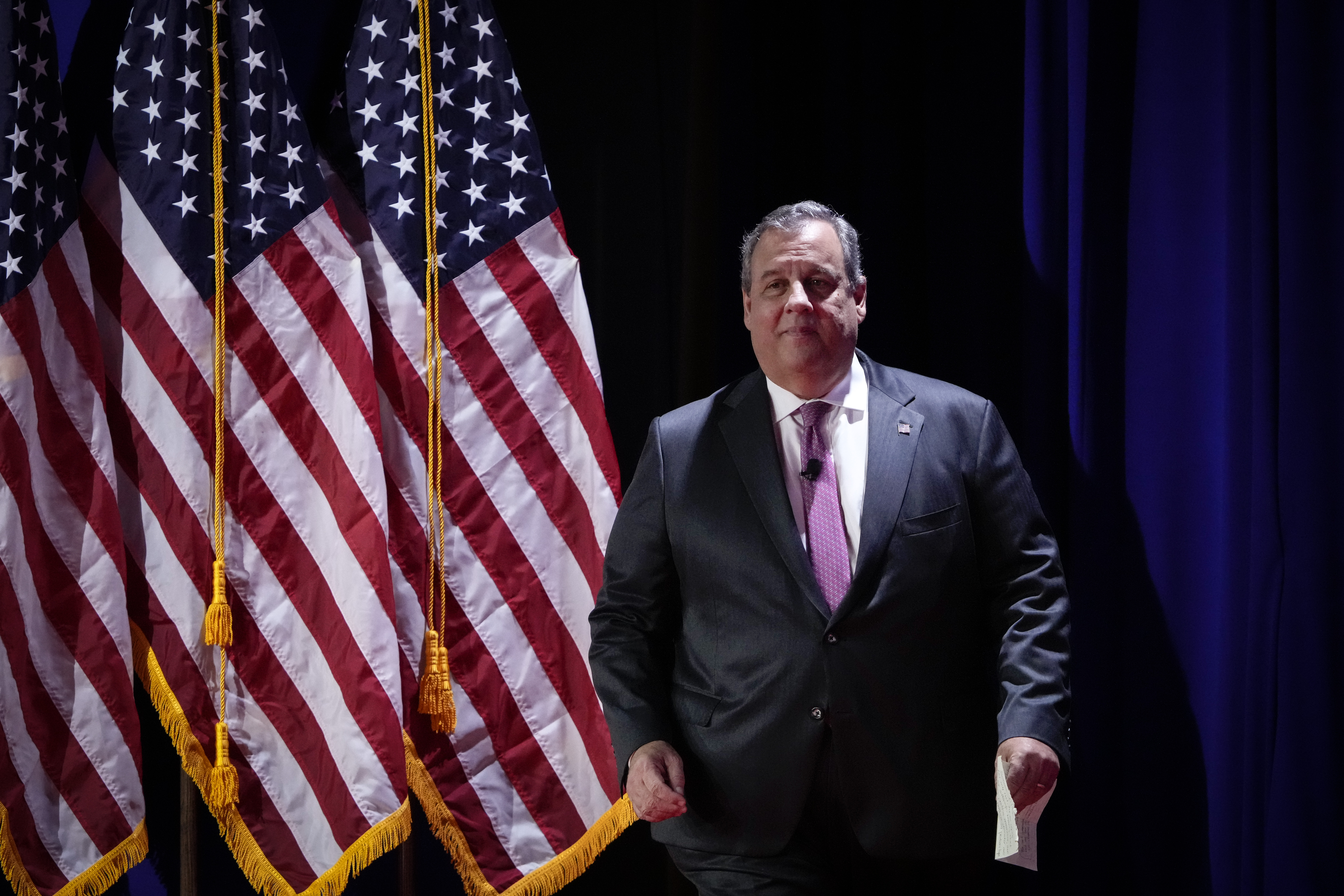 NextImg:Chris Christie Responds To Audience That Booed Him For Attacking Trump