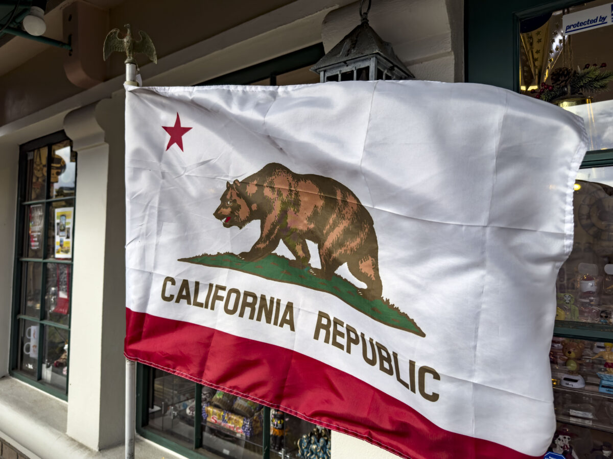 NextImg:California Voters Reject Minimum Wage Hike