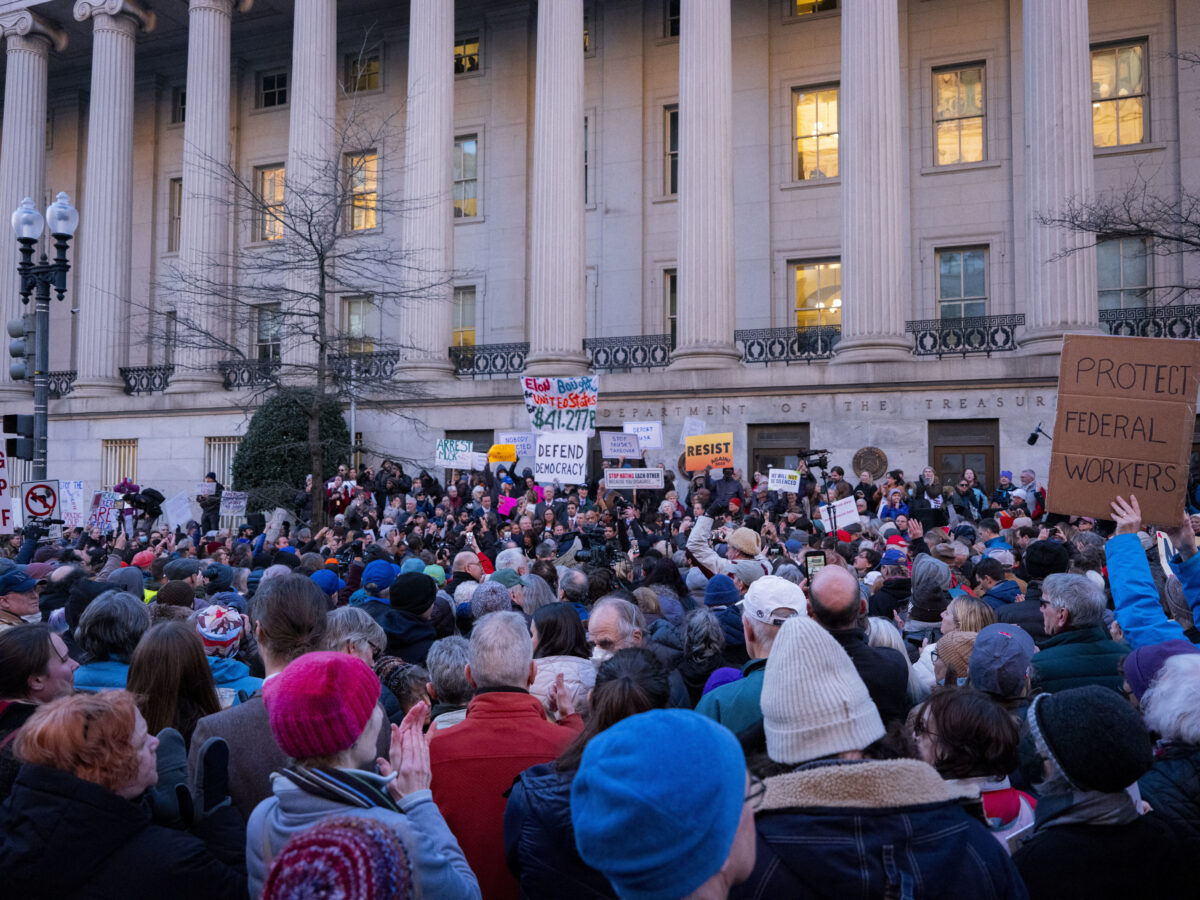 Federal Employee Unions Seek To Strip Buyout Offer From Federal Workers