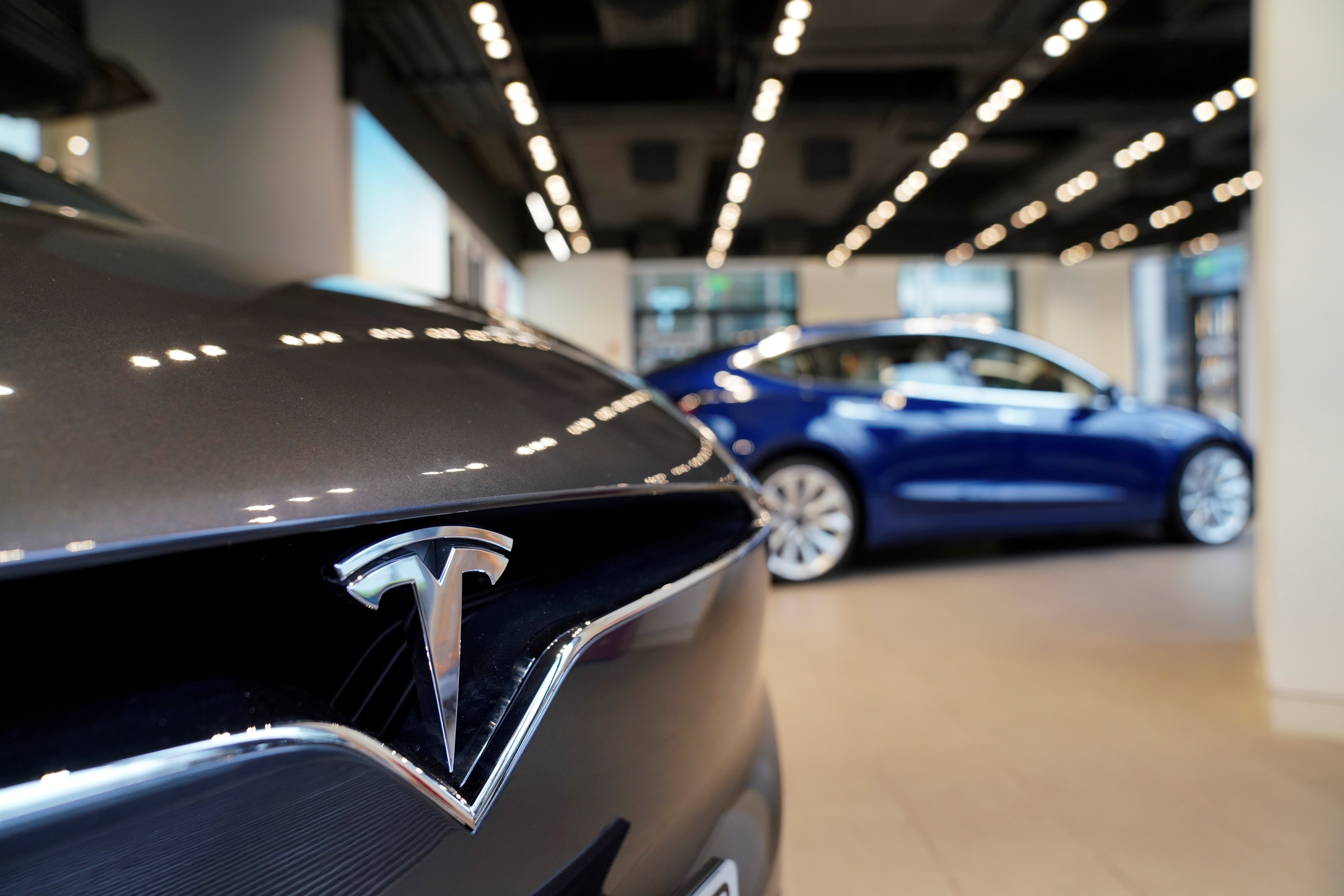 Tesla Drivers Can Pursue Class Action Over Self-driving Claims, Judge Rules